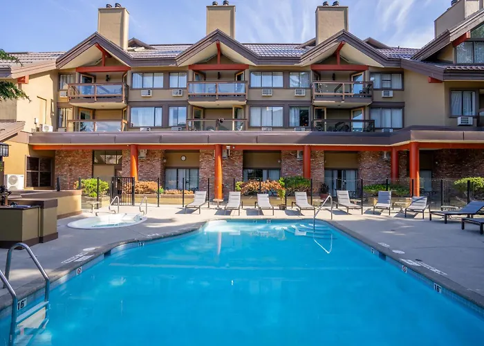 Whistler Village Inn & Suites