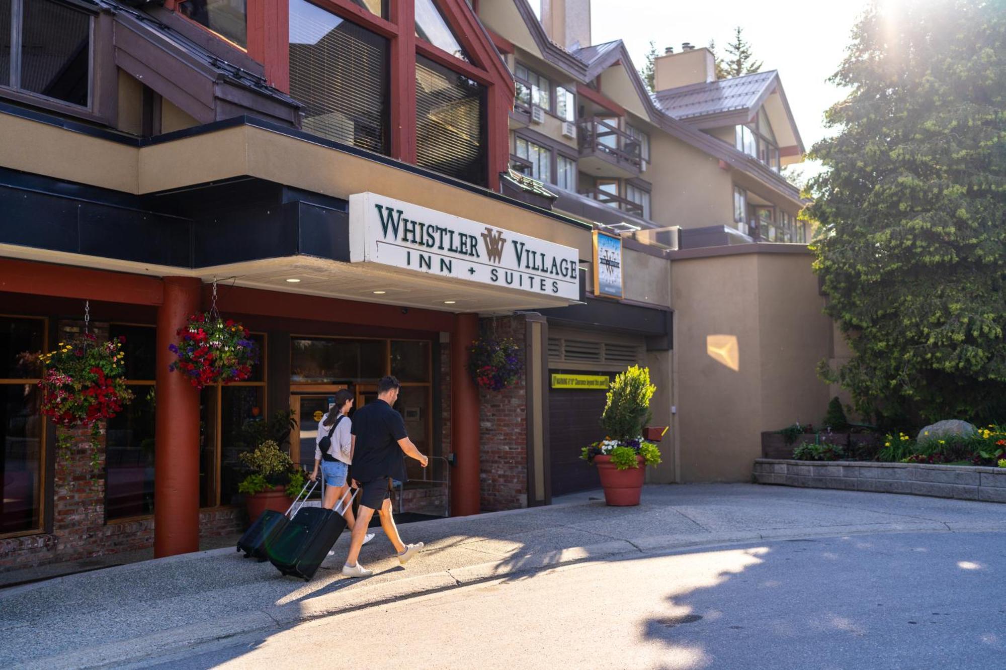 Hotel Village & 3*